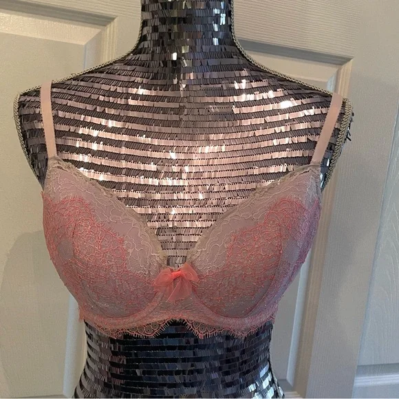 victoria secret sexy lingerie set NWT Victorias Secret Luxe Lingerie Unlined Plunge Bra Thong Set Lace Hot  Pink main image 0